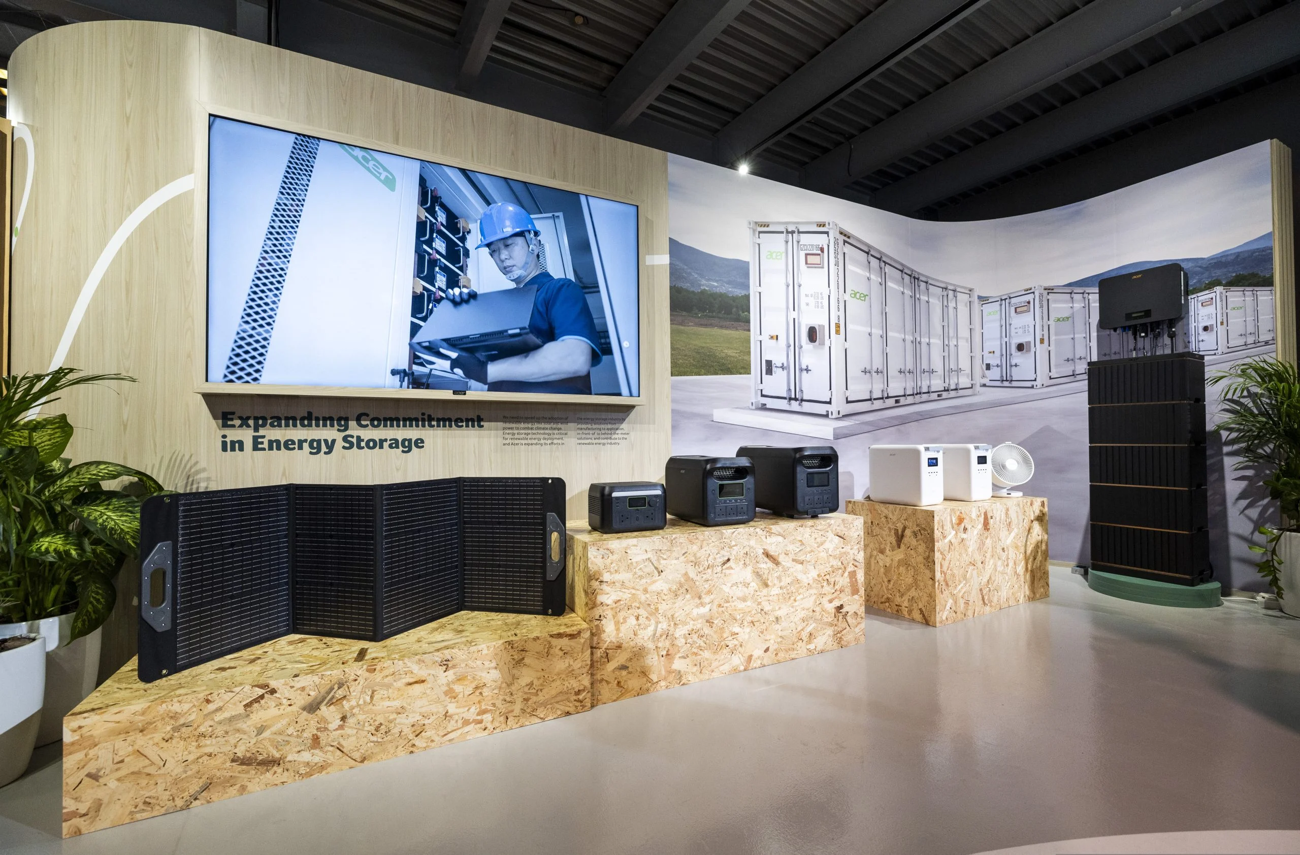 Smart Collaborative Conference Systems